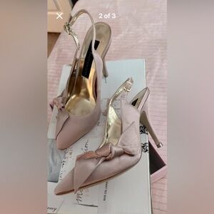 Steve Madden Luxe Size 6 pink Satin Heels